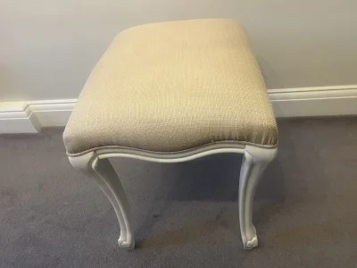 Juliette Shabby Chic Antique White Upholstered 5ft King Bed, Stunning White French bed. Quality — image 6