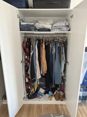 3 doors IKEA wardrobe — image 4