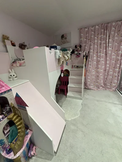 Bunk bed castle with slide — image 3