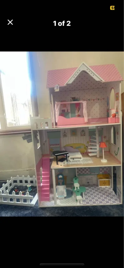 DOLL HOUSE