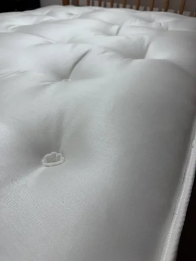 Luxurious Tufted Mattress - Cambridge Model - Excellent Condition — image 3