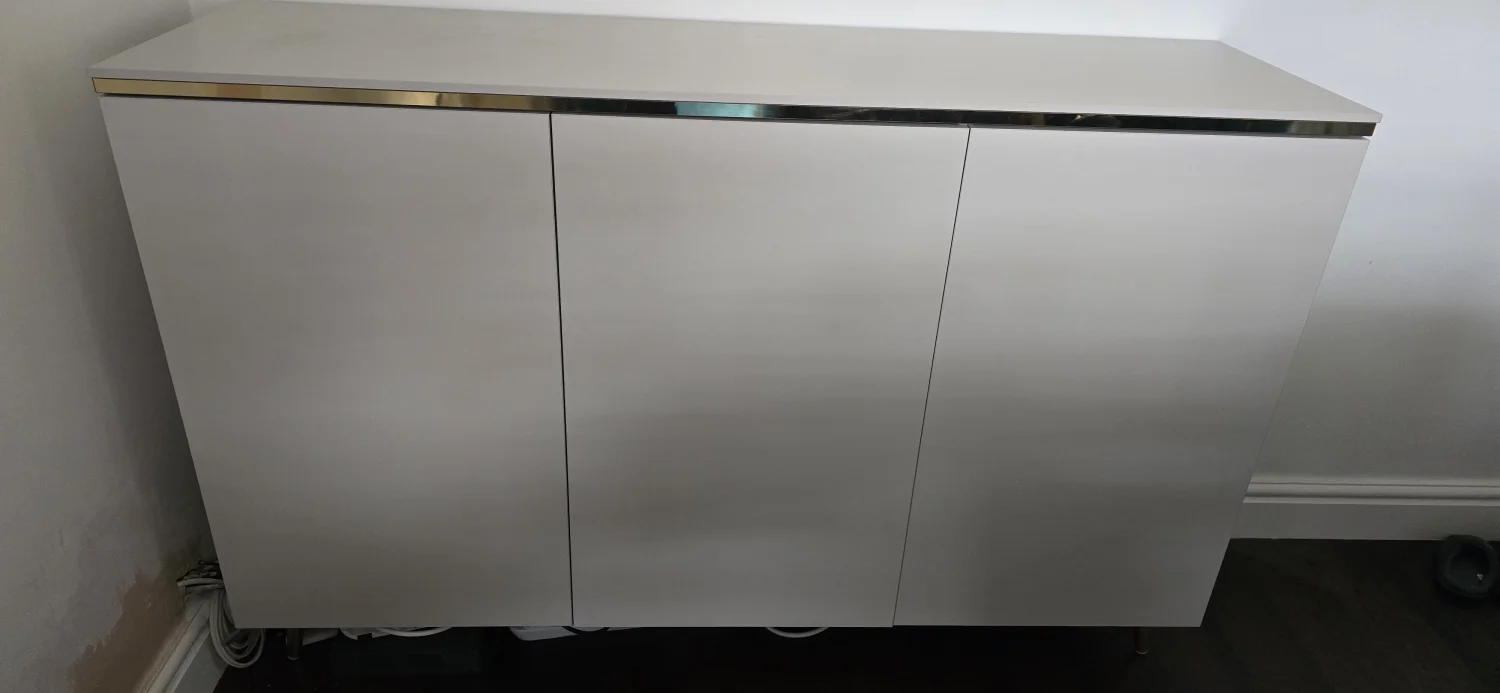 Spacious 3 door sideboard with shelves