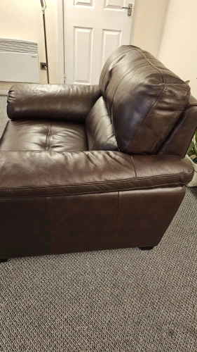 Stylish Modern Leather Armchair in Rich Brown — image 5