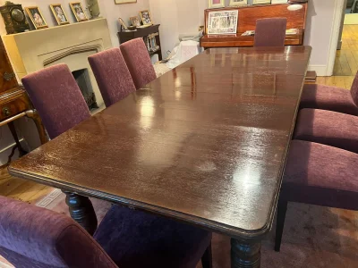 Victorian Dining Room Table with 3 extension leaves — image 2