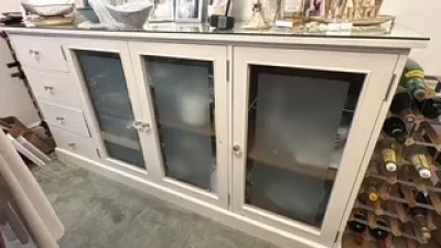 Large painted pine sideboard with 4 drawers — image 2