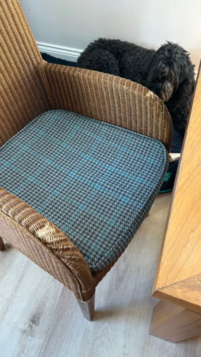 Vincent Sheppard Luxury Dining Table Set — image 8