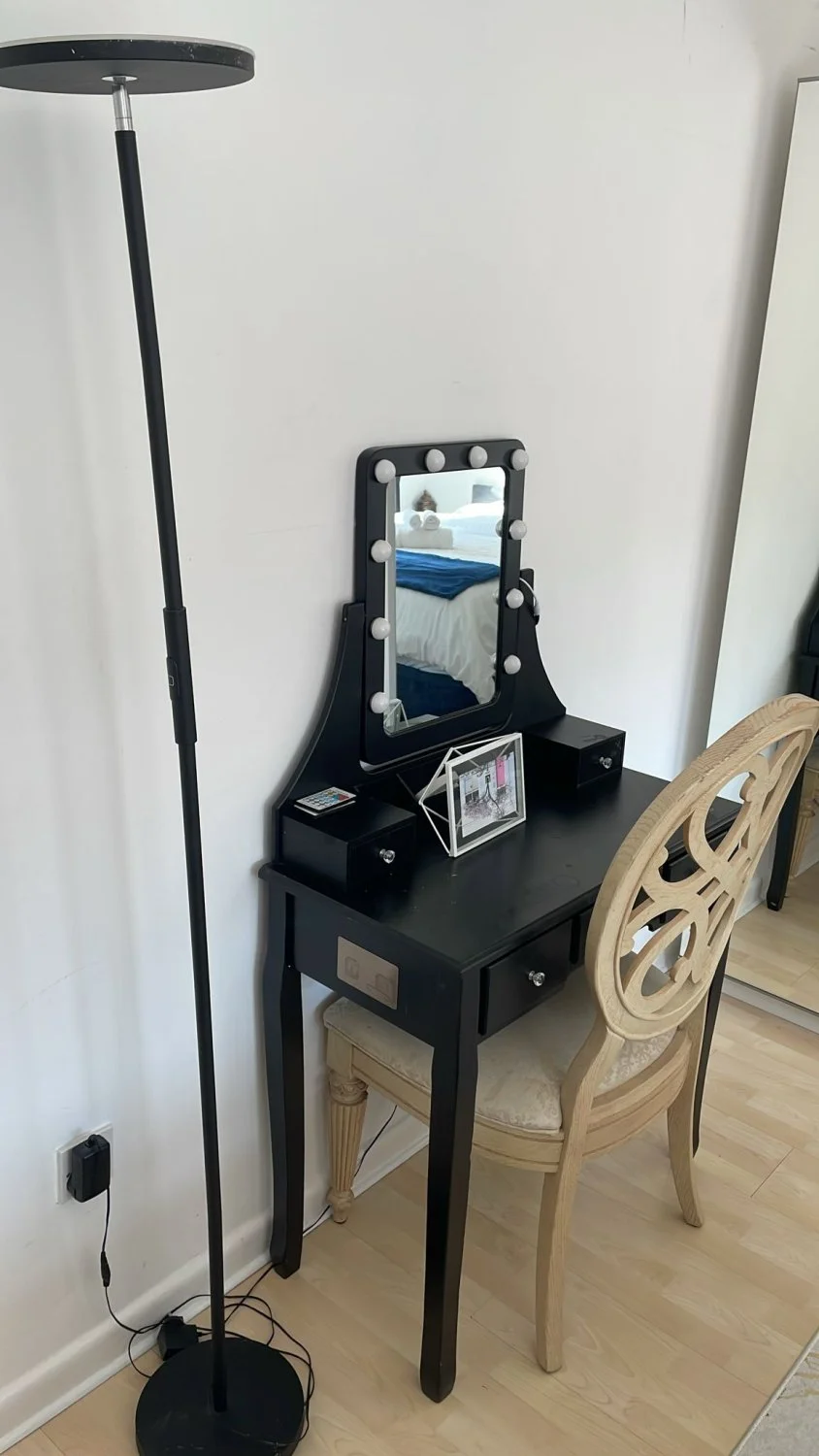 Stylish Modern Vanity Table with Illuminated Mirror. Chair not included