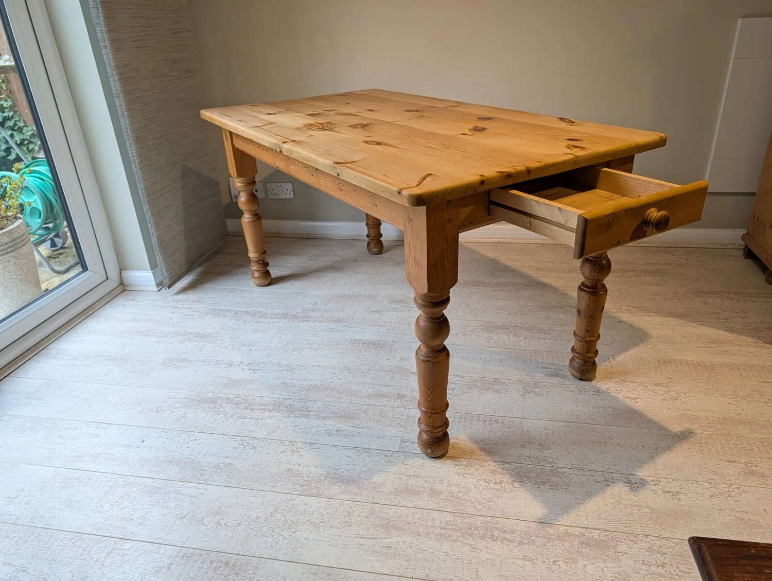 Charming Farmhouse Pine Dining Table with Drawer
