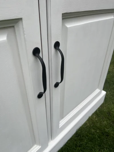 Charming Modern White Sideboard with Natural Wood Top — image 2
