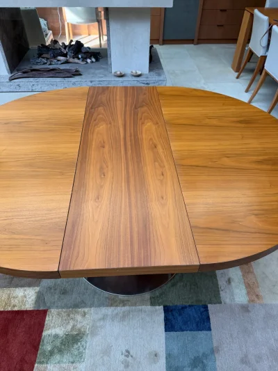 Curva Round Walnut Extending Dining Table & 4 Calligaris New York Dining Chairs.  Chairs could be sold separately — image 3