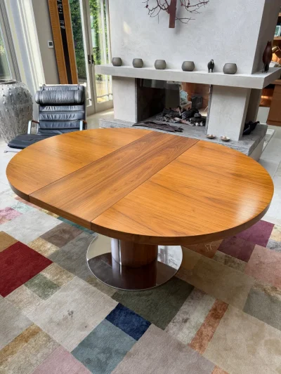 Curva Round Walnut Extending Dining Table & 4 Calligaris New York Dining Chairs.  Chairs could be sold separately — image 5