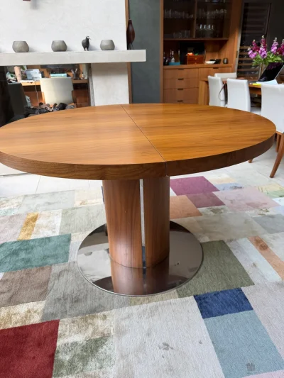 Curva Round Walnut Extending Dining Table & 4 Calligaris New York Dining Chairs.  Chairs could be sold separately — image 6
