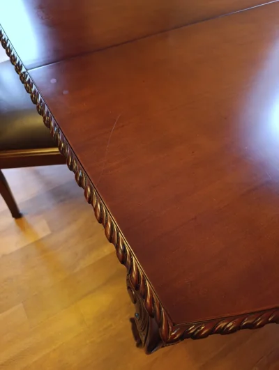 Chippendale-style dining set of an extendable table and four carved chairs — image 9