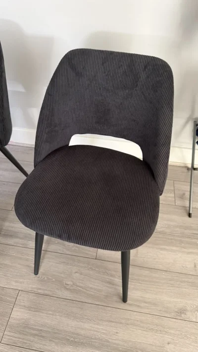 Stylish Modern Dining Table and Chairs Set - Perfect for Any Dining Space — image 3