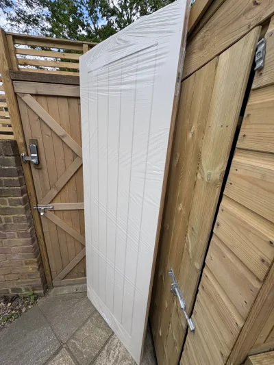 White Primed 5-Panel Shaker-Style Internal Door – Brand New & Unused — image 4