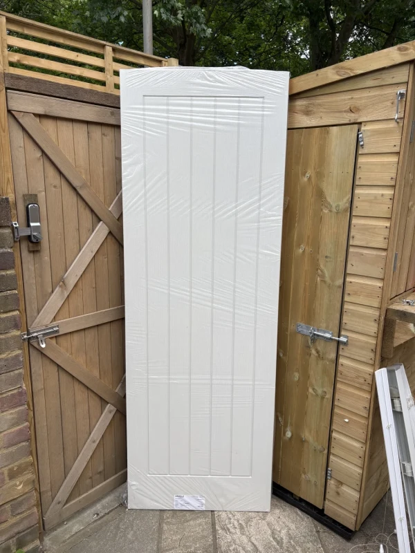 White Primed 5-Panel Shaker-Style Internal Door – Brand New & Unused — image 5