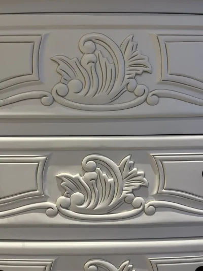 French antique style Rococo chest of drawers in white — image 5