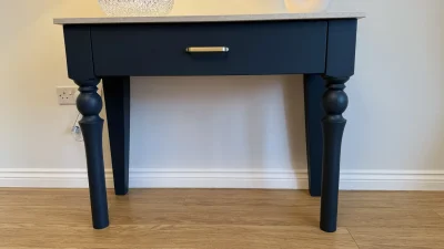 Solid beech side table — image 9