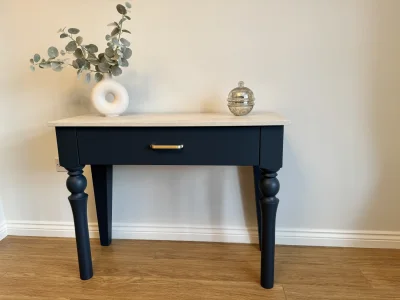 Solid beech side table — image 5