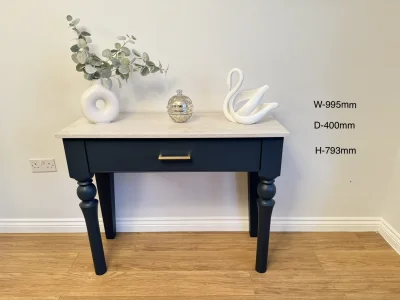 Solid beech side table — image 10