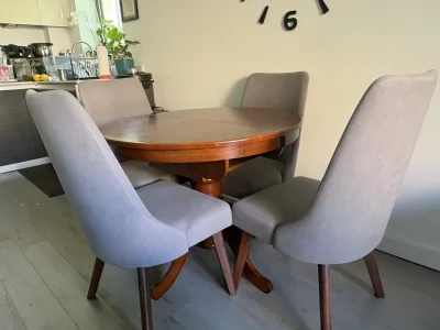 Extendible Walnut Finish Dining Table on Furnish Well