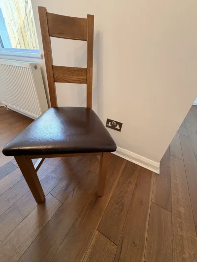 Oak furniture Land Dorset Extending Table With 6 Chairs - **see description for pick up times and further details below — image 4