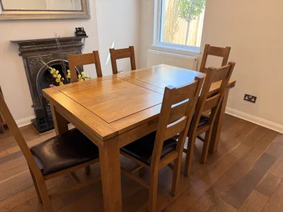 Oak furniture Land Dorset Extending Table With 6 Chairs - **see description for pick up times and further details below on Furnish Well