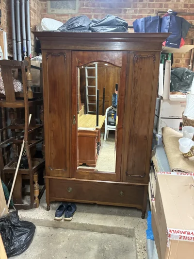 Mahogany wardrobe on Furnish Well
