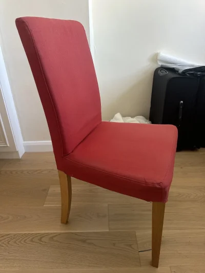 Modern red upholstered dining chair with wooden legs — image 2
