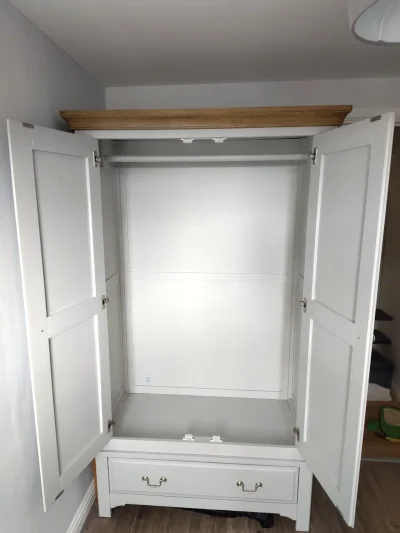 Light Grey Double Wardrobe with Oak-Effect Top and Lower Drawer — image 2