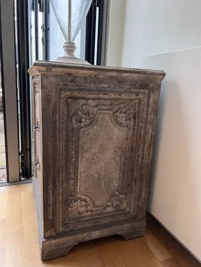 French Style Ornate Carved Bedside Table — image 5