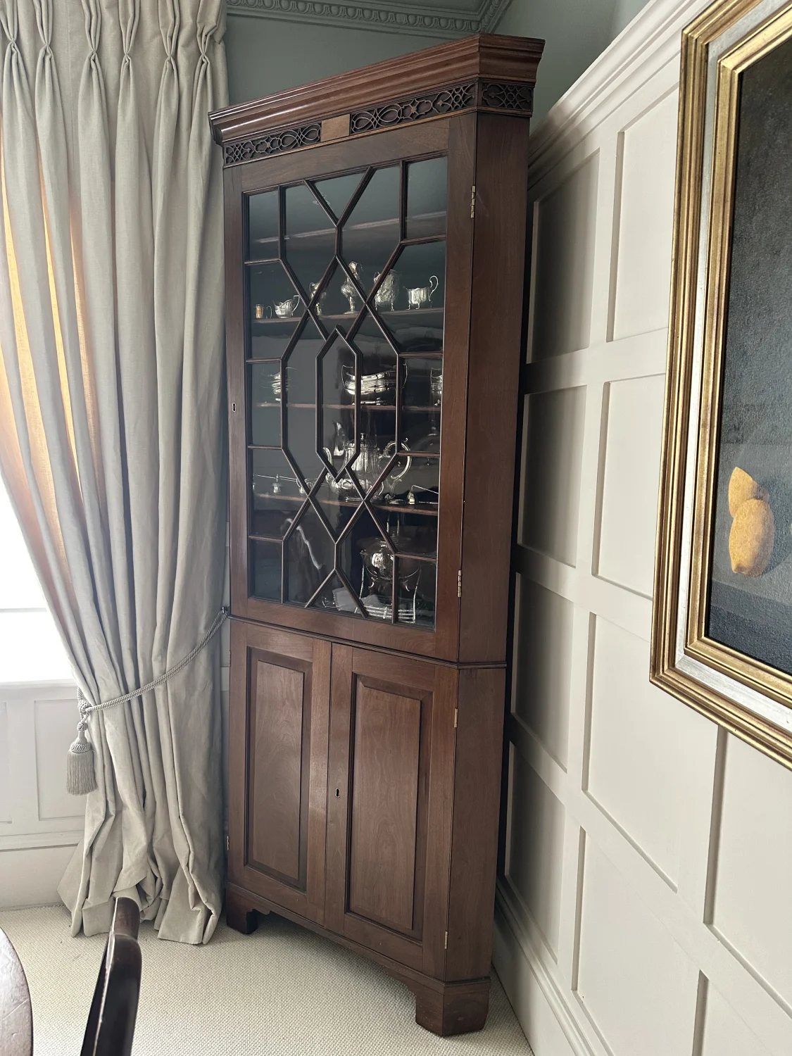 Mahogany Corner cupboard