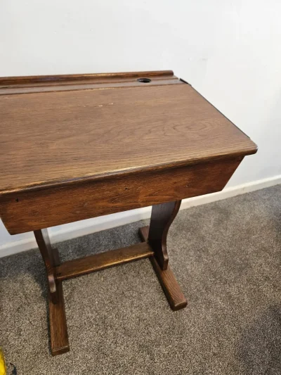 Vintage school desk — image 2
