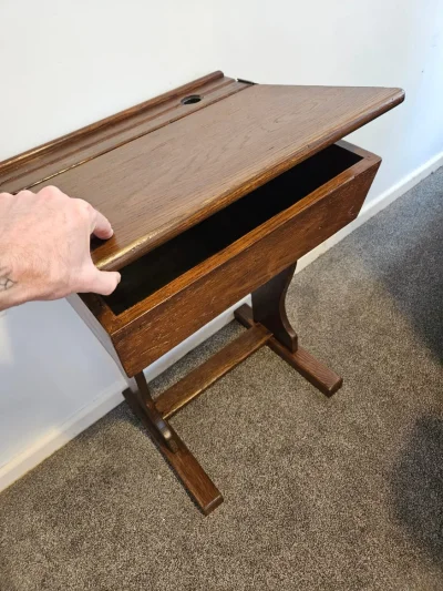 Vintage school desk — image 4