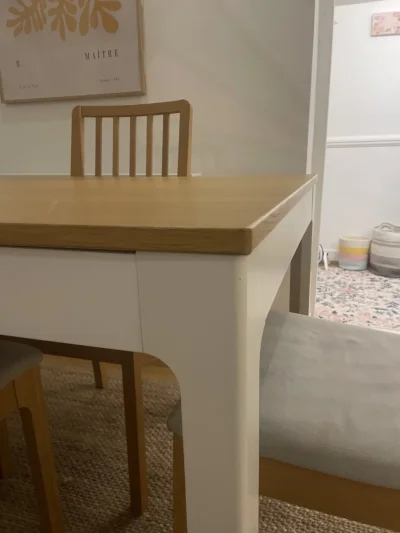 Oak-effect extendable dining table with white painted frame — image 2