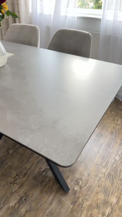 Dining Table and 4 Cream Velvet Dining Chairs – Excellent Condition — image 6