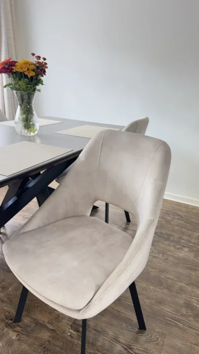 Dining Table and 4 Cream Velvet Dining Chairs – Excellent Condition — image 3