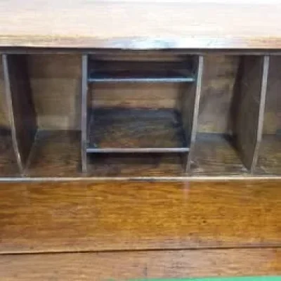 Beautiful Vintage Solid Wood Writing Bureau — image 4