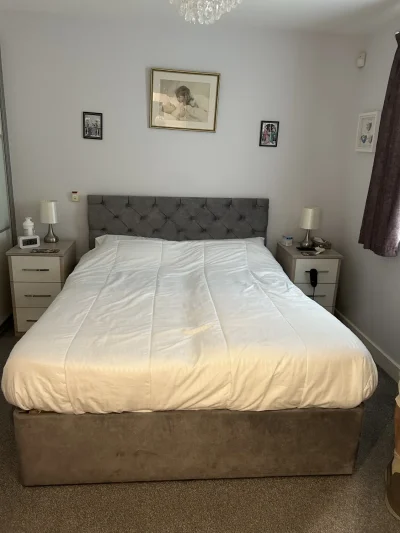Adjustable Double bed with 2 mattresses — image 4