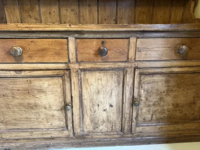 Vintage rustic pine dresser with plate rack, drawers and cupboard storage — image 9